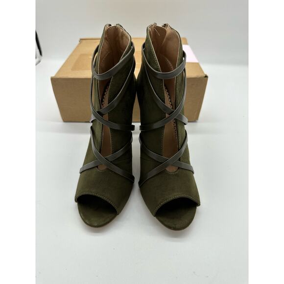 Journee Collection Samara Women's High Heel Ankle Boots, Olive, Size 8 - Picture 2 of 11